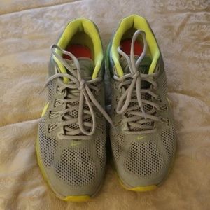 Nike Air Max size 9 sneakers